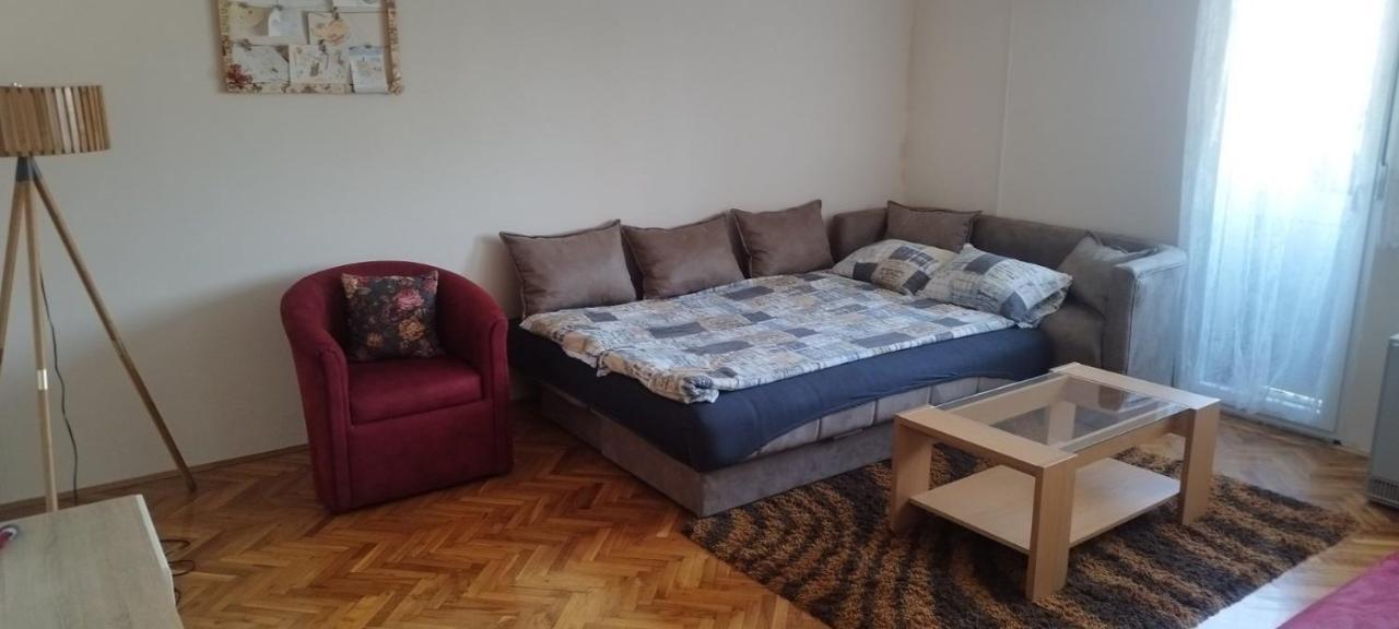 Apartman Lena Аранделовац Экстерьер фото