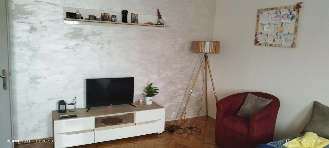 Apartman Lena Аранделовац Экстерьер фото